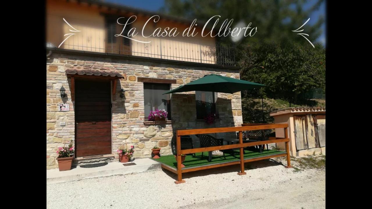 La Casa Di Alberto Camerino Exterior foto