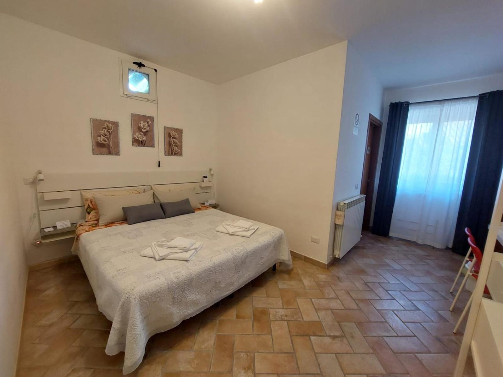 La Casa Di Alberto Camerino Exterior foto